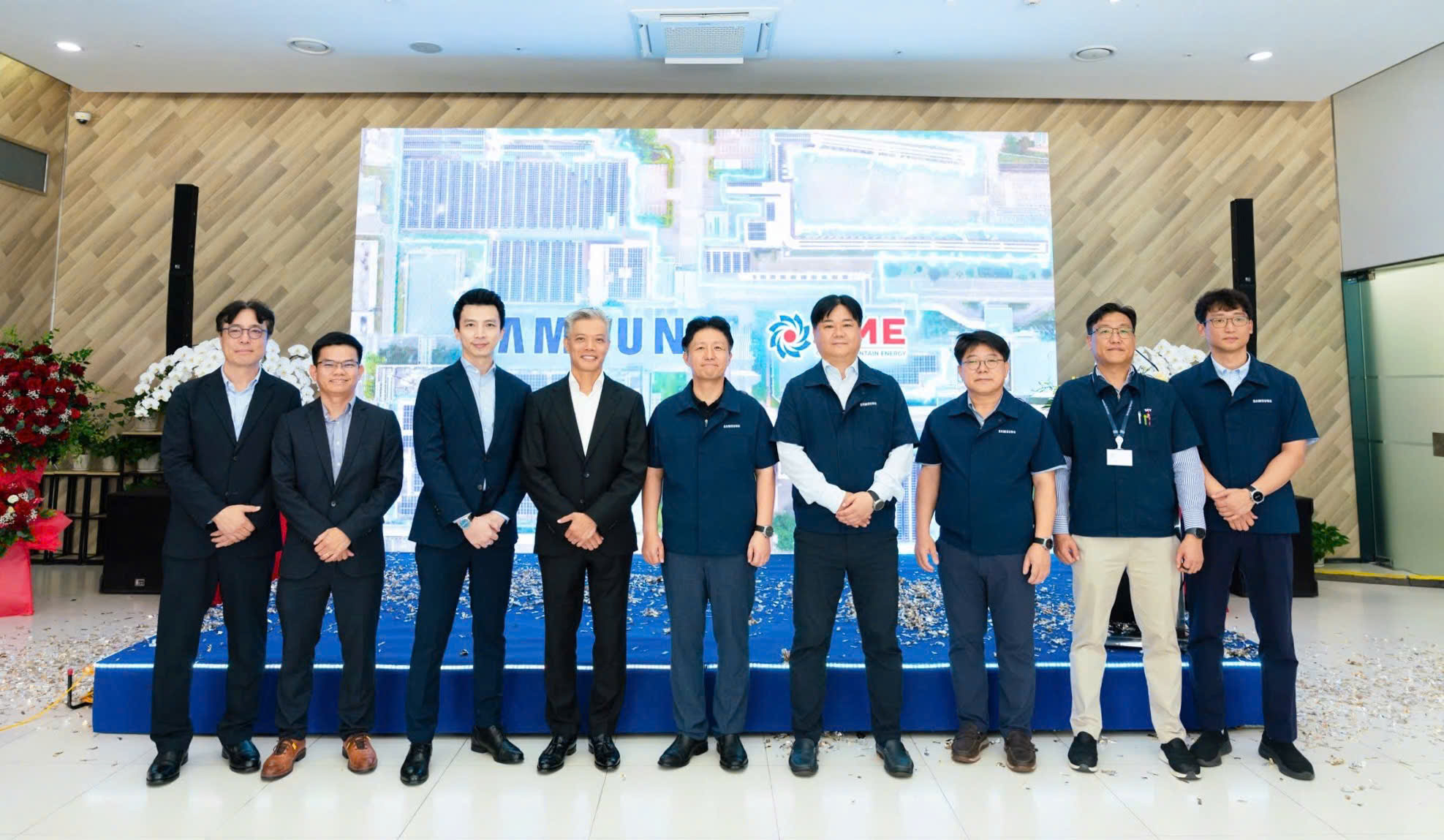 Commercial Operation Ceremony of rooftop solar power project at Samsung Electronics Vietnam's factory in Bac Ninh